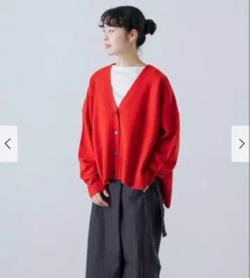 택 포함 새상품 해밀턴 와이드 V넥 가디건 어반 리서치 도어스