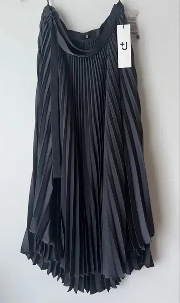 UNIQLO +J 질 샌더 플리츠 롱 스커트/다크 그레이 67