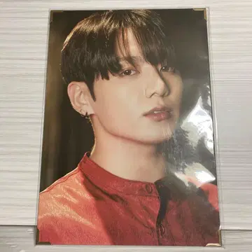 BTS jungkook MOTS ON:E premium photo