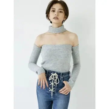 오프숄더 터틀넥 니트 그레이 GYDA