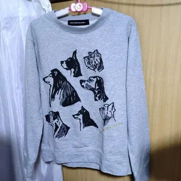 메르시보쿠 강아지 dog 모크넥 맨투맨