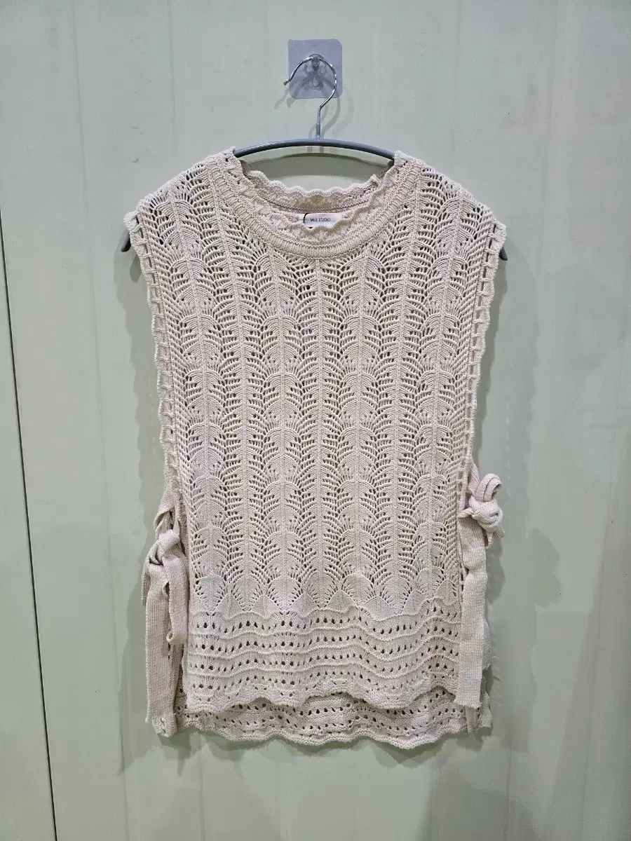 MILL STUDIO Knit Vest Ivory