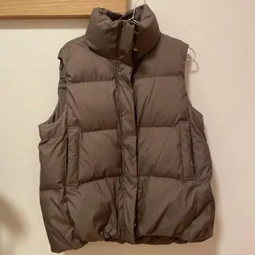 BARNYARDSTORM 다운 베스트