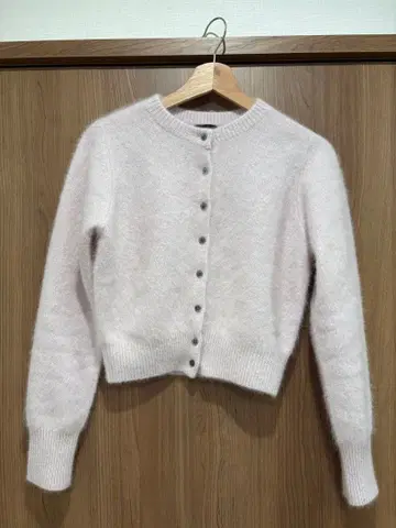 완판 색상 PNK 라쿤 폭스 숏 가디건