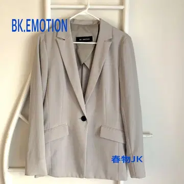 BK.EMOTION (로트레아몽) 자켓 라이트 베이지