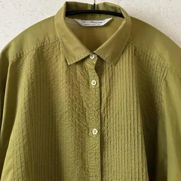 야코마리칼도 핀턱 셔츠 블라우스 꾀꼬리색