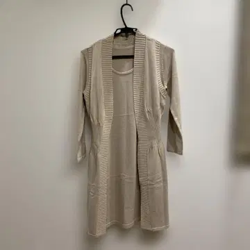 베이지 니트 가디건 긴팔 앙상블