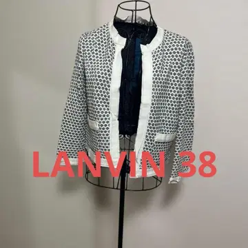 노카라 자켓 화이트 블랙 기하학 패턴