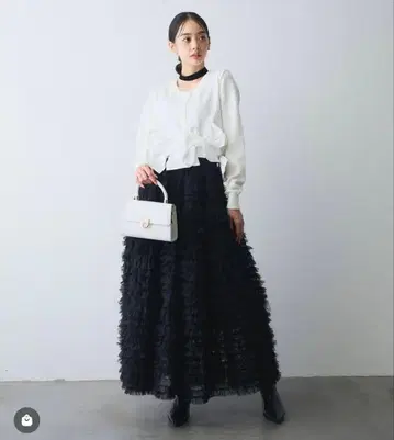 Frene 밑단 리본 디자인 숏 가디건 + 휘핑 튤 캉캉 스커트