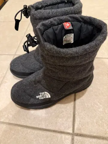 THE NORTH FACE 플리스 스노우 부츠 그레이 눕시