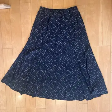 any FAM 도트 무늬 플레어 스커트 M 사이즈 네이비