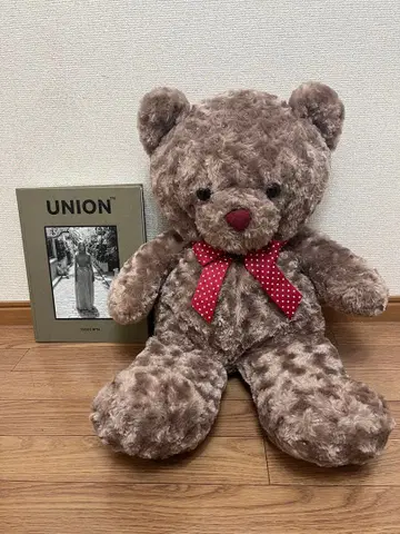 커다란 브라운색 곰 봉제 인형