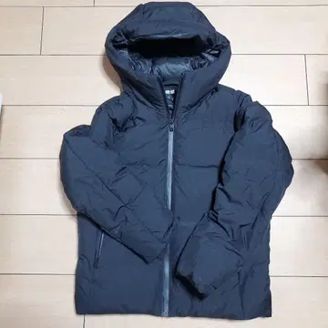 UNIQLO 다운 자켓 S 심리스 다운 후드티/3D 컷