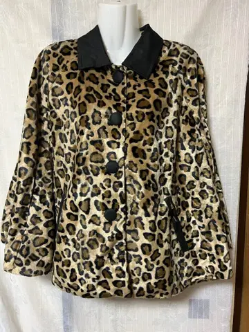 [새상품] 레오파드 무늬 오버 사이즈 자켓