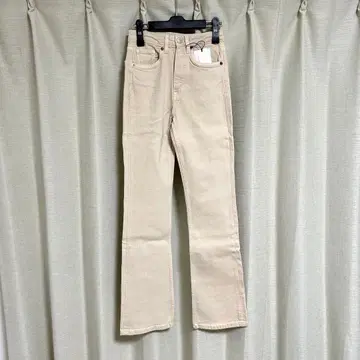 [ 미사용 새상품 ] ZARA 베이지 플레어 데님 사이즈 36