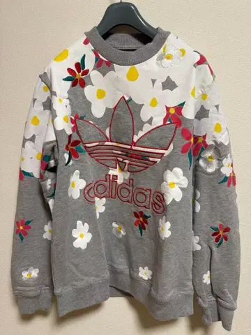 adidas 퍼렐 윌리엄스 콜라보 꽃무늬 트레이닝복 그레이