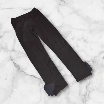 투 비 시크 레깅스 팬츠 크롭 기장 슬림 밑단 프릴 무지 블랙