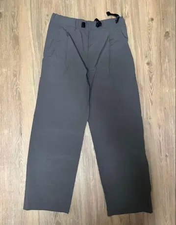 Goldwin0 버클 스트레이트 레그 팬츠 사이즈 4