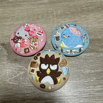 산리오 자수 캔 배지 3개 세트