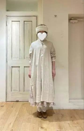 사만사 모스모스 마오 칼라 원피스 (타치카와 한정판)