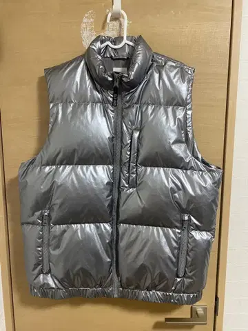 GAP 실버 다운 베스트 L 사이즈