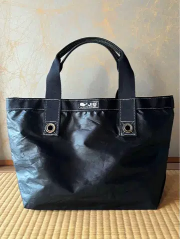 JIB: 마린백 블랙 컬러