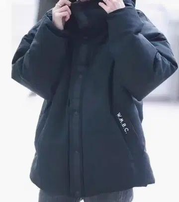 마운티니어링 W.M.B.C x 타이온