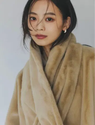 새상품 anuans ECOPEL사 퍼 숄 머플러 BEIGE