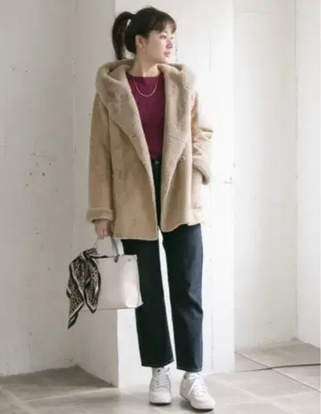 어반 리서치 리버서블 무스탕 코트