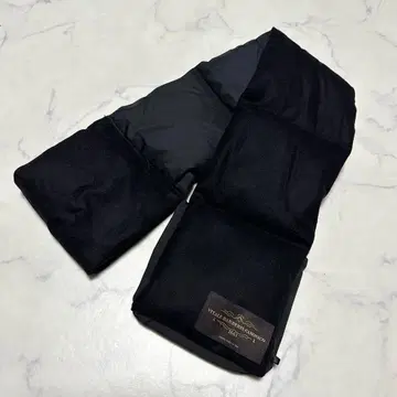 미사용급 새상품급 레어 다케오 키쿠치 카노니코 원단 다운 머플러 블랙