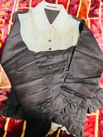 [ 새상품 ] 레어 Mary Magdalene 생성 브라운 블라우스