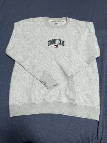 TOMMY JEANS 트레이닝복