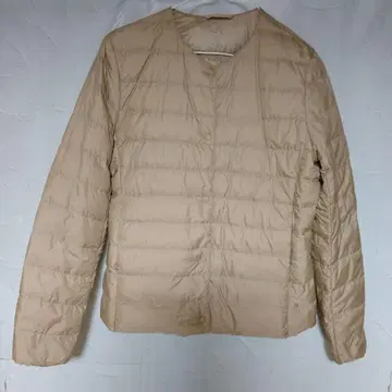 베이지 다운 자켓 M 사이즈