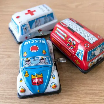 산코 제작소 양철 미니카 구급차 소방차 레스큐 일하는 자동차