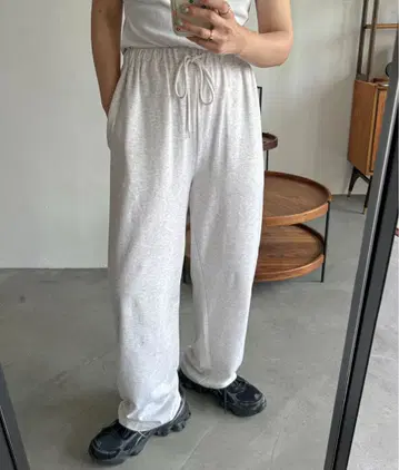 PILIT 미니 쭈리 스웨트 팬츠