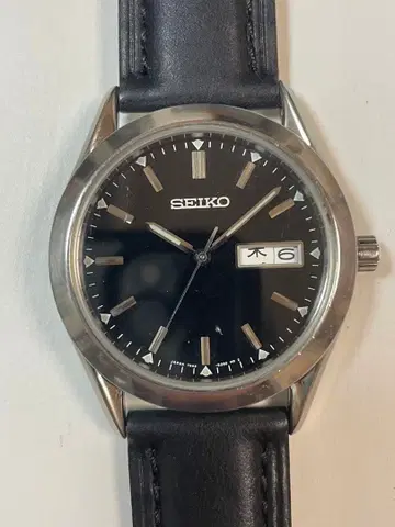 SEIKO 데이데이트 아날로그 손목시계 블랙