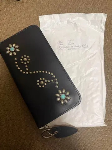 새상품 HTC 스터드 가죽 지갑 블랙 터콰이즈 기무라 타쿠야