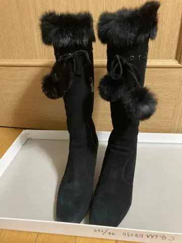 신시아 리 스웨이드 부츠