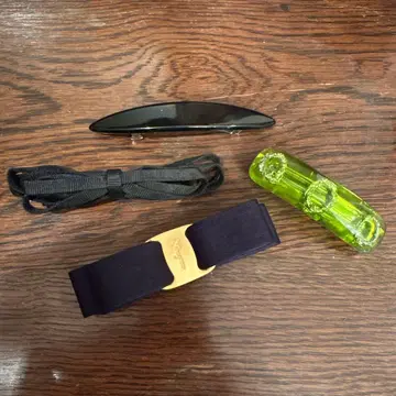 페라가모 리본 머리핀 벨벳 벨로아 네이비