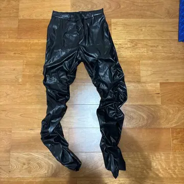 인조 가죽 스트레이트 팬츠 허리밴딩