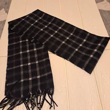 새상품 캐시미어 100% 체크 무늬 프린지 머플러 네이비