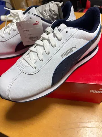 [ 미사용 새상품 ] PUMA 스니커즈 츄린 27.0cm