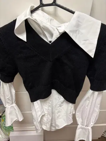 스나이델 니트 포함 상의 택 포함 미사용