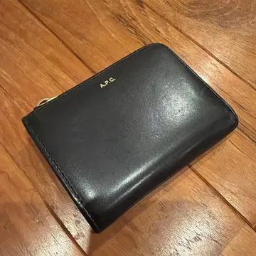 A.P.C. 가죽 지갑 다크 네이비