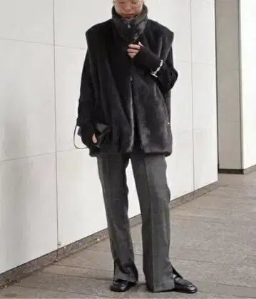 [ 새상품 종이 택 포함 ] AP STUDIO 퍼 베스트