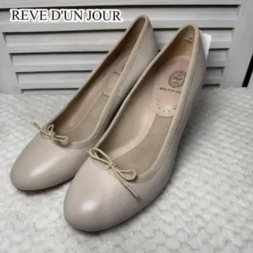 미사용 REVE D'UN JOUR 루브 당 주르 리본 펌프스
