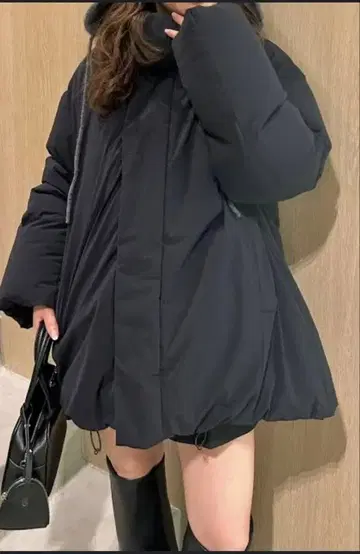 FRAY I.D 워터 리페런트 미들 다운 코트