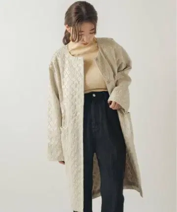 Kastane 기하학 패턴 롱 코트 베이지