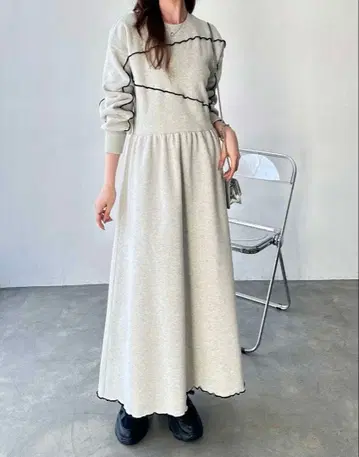 속기모 맨투맨 원피스 FIRST MOOD