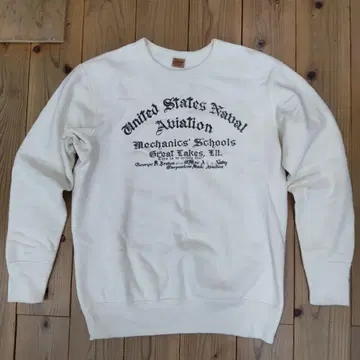 디럭스웨어 맨투맨